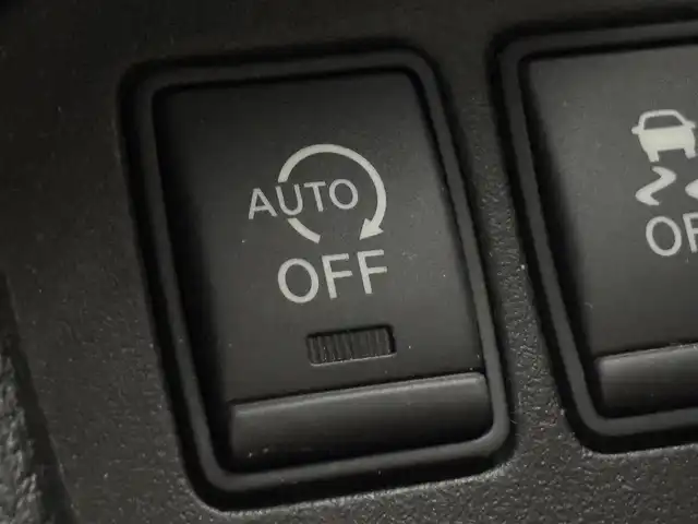 日産 セレナ ハイウェイスター Sハイブリッド 福岡県 2014(平26)年 7.9万km タイガーアイブラウン フリップダウンモニター　/純正８型ナビ／フルセグＴＶ　/バックカメラ　/ＥＴＣ　/前後ドラレコ/クルーズコントロール　/レーンキープ　/アイドリングストップ　/両側電動スライドドア　/Ｗエアコン　/純正１６インチＡＷ