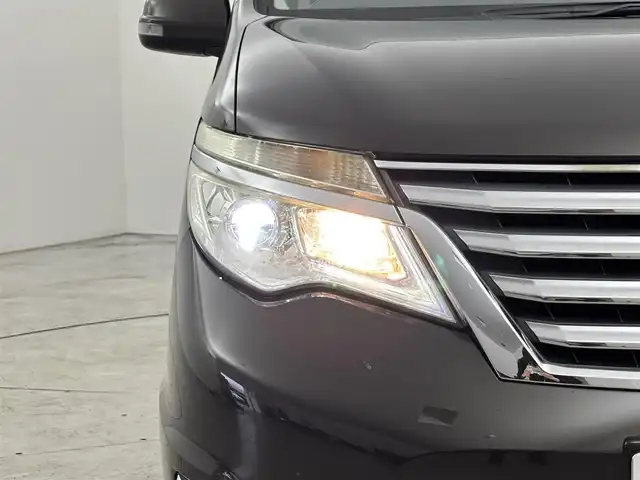 日産 セレナ ハイウェイスター Sハイブリッド 福岡県 2014(平26)年 7.9万km タイガーアイブラウン フリップダウンモニター　/純正８型ナビ／フルセグＴＶ　/バックカメラ　/ＥＴＣ　/前後ドラレコ/クルーズコントロール　/レーンキープ　/アイドリングストップ　/両側電動スライドドア　/Ｗエアコン　/純正１６インチＡＷ