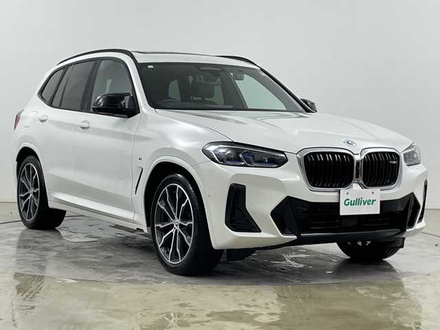 ＢＭＷ ＢＭＷ Ｘ３ M40d 道央・札幌 2023(令5)年 2.8万km アルピンホワイトⅢ ・４ＷＤ/ディーゼルターボ/・電動パノラマガラスサンルーフ/・衝突回避・被害軽減ブレーキ/・M Performance専用スポーツサスペンション/・12.3インチデジタルメーターパネル/・10.25インチワイドディスプレイ/・ハーマンカードンサウンドシステム/・サラウンドビューカメラ（360°カメラ）/・アクティブクルーズコントロール/・レザーシート前席パワーシート＋メモリー機能/・シートヒーター全席/全席ベンチレーション/・ブラインドスポット（後側方車両警告）/・パワーテールゲート/・アダプティブLEDヘッドライト/・Mスポーツブレーキ（青キャリパー）/・Mエアロダイナミクスパッケージ/・純正ドライブレコーダー前後/・ビルトインＥＴＣ