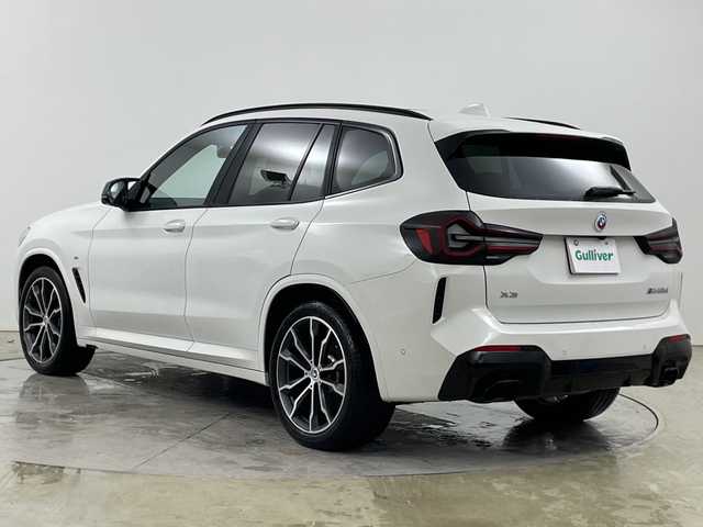 ＢＭＷ ＢＭＷ Ｘ３ M40d 道央・札幌 2023(令5)年 2.8万km アルピンホワイトⅢ ・４ＷＤ/ディーゼルターボ/・電動パノラマガラスサンルーフ/・衝突回避・被害軽減ブレーキ/・M Performance専用スポーツサスペンション/・12.3インチデジタルメーターパネル/・10.25インチワイドディスプレイ/・ハーマンカードンサウンドシステム/・サラウンドビューカメラ（360°カメラ）/・アクティブクルーズコントロール/・レザーシート前席パワーシート＋メモリー機能/・シートヒーター全席/全席ベンチレーション/・ブラインドスポット（後側方車両警告）/・パワーテールゲート/・アダプティブLEDヘッドライト/・Mスポーツブレーキ（青キャリパー）/・Mエアロダイナミクスパッケージ/・純正ドライブレコーダー前後/・ビルトインＥＴＣ