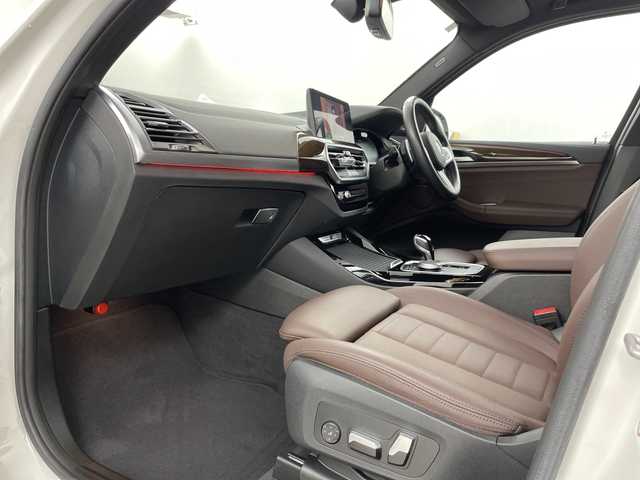 ＢＭＷ ＢＭＷ Ｘ３ M40d 道央・札幌 2023(令5)年 2.8万km アルピンホワイトⅢ ・４ＷＤ/ディーゼルターボ/・電動パノラマガラスサンルーフ/・衝突回避・被害軽減ブレーキ/・M Performance専用スポーツサスペンション/・12.3インチデジタルメーターパネル/・10.25インチワイドディスプレイ/・ハーマンカードンサウンドシステム/・サラウンドビューカメラ（360°カメラ）/・アクティブクルーズコントロール/・レザーシート前席パワーシート＋メモリー機能/・シートヒーター全席/全席ベンチレーション/・ブラインドスポット（後側方車両警告）/・パワーテールゲート/・アダプティブLEDヘッドライト/・Mスポーツブレーキ（青キャリパー）/・Mエアロダイナミクスパッケージ/・純正ドライブレコーダー前後/・ビルトインＥＴＣ