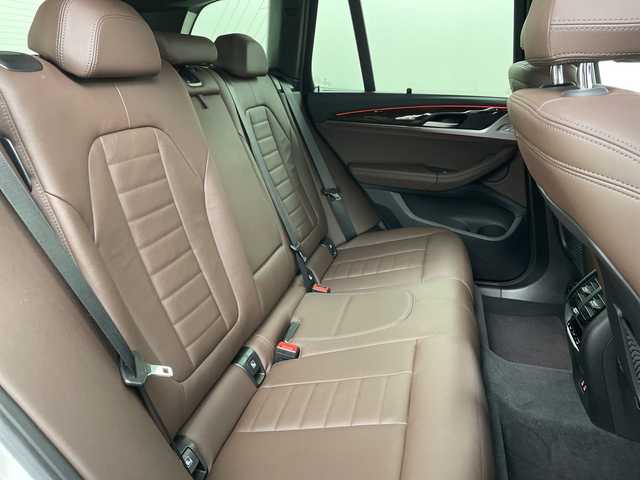 ＢＭＷ ＢＭＷ Ｘ３ M40d 道央・札幌 2023(令5)年 2.8万km アルピンホワイトⅢ ・４ＷＤ/ディーゼルターボ/・電動パノラマガラスサンルーフ/・衝突回避・被害軽減ブレーキ/・M Performance専用スポーツサスペンション/・12.3インチデジタルメーターパネル/・10.25インチワイドディスプレイ/・ハーマンカードンサウンドシステム/・サラウンドビューカメラ（360°カメラ）/・アクティブクルーズコントロール/・レザーシート前席パワーシート＋メモリー機能/・シートヒーター全席/全席ベンチレーション/・ブラインドスポット（後側方車両警告）/・パワーテールゲート/・アダプティブLEDヘッドライト/・Mスポーツブレーキ（青キャリパー）/・Mエアロダイナミクスパッケージ/・純正ドライブレコーダー前後/・ビルトインＥＴＣ