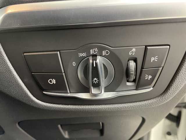 ＢＭＷ ＢＭＷ Ｘ３ M40d 道央・札幌 2023(令5)年 2.8万km アルピンホワイトⅢ ・４ＷＤ/ディーゼルターボ/・電動パノラマガラスサンルーフ/・衝突回避・被害軽減ブレーキ/・M Performance専用スポーツサスペンション/・12.3インチデジタルメーターパネル/・10.25インチワイドディスプレイ/・ハーマンカードンサウンドシステム/・サラウンドビューカメラ（360°カメラ）/・アクティブクルーズコントロール/・レザーシート前席パワーシート＋メモリー機能/・シートヒーター全席/全席ベンチレーション/・ブラインドスポット（後側方車両警告）/・パワーテールゲート/・アダプティブLEDヘッドライト/・Mスポーツブレーキ（青キャリパー）/・Mエアロダイナミクスパッケージ/・純正ドライブレコーダー前後/・ビルトインＥＴＣ