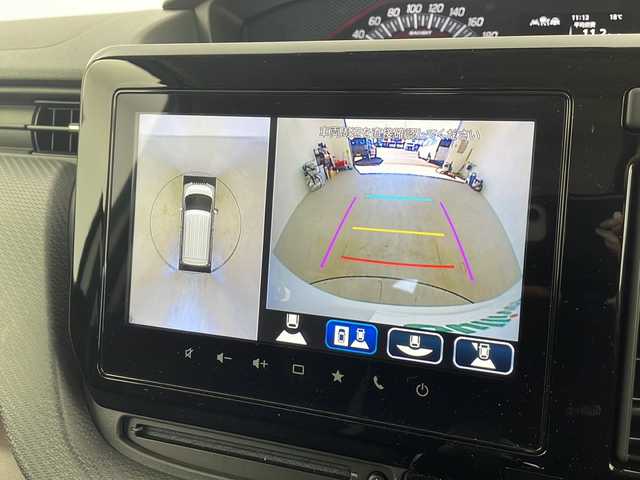 スズキ ソリオ バンディット HV MV 愛知県 2025(令7)年 1.2万km ピュアホワイトパール/ガンメタリック2トーン 禁煙車/純正ナビ(AM/FM/CD/DVD/BT/USB/HDMI/フルセグ/カープレイ/ドロオート)/全方位カメラ/ETC/ドライブレコーダー前後/全席シートヒーター/純正15インチアルミホイール/デュアルブレーキサポートII/前後方誤発進抑制/前後方低速時ブレーキサポート/フロントリヤパーキングセンサー/レーンキープアシスト/ふらつき警報/クルーズコントロール/LEDヘッドライト/オートライト/フォグランプ/両側パワースライドドア/アイドリングストップ/後席サンシェード/電動格納ミラー/革巻きステアリング/純正フロアマット/イモビライザー