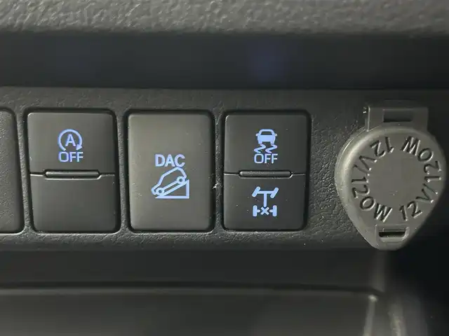 トヨタ ハイラックス Z 熊本県 2021(令3)年 3.5万km アティチュードブラックマイカ ワンオーナー　/ＧＲスポーツバー　/ＢＦグッドリッチタイヤ　/社外ディスプレイオーディオFH-８５００DVS（CD・DVD）　/クラッツィオシートカバー　/社外前方ドライブレコーダー　/レーダークルーズコントロール　/前後クリアランスソナー/衝突軽減ブレーキ/横滑り防止/ダウンヒルアシスト/先行車発進お知らせ機能/車線逸脱警報/社外フロアマット/社外１７インチAW/オートライト/LEDヘッドライト/フォグランプ/スマートキー/プッシュスタート/保証書/取扱説明書