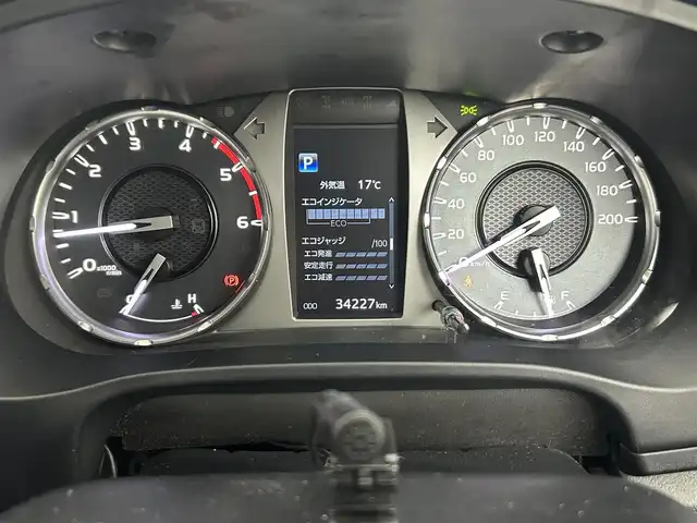 トヨタ ハイラックス Z 熊本県 2021(令3)年 3.5万km アティチュードブラックマイカ ワンオーナー　/ＧＲスポーツバー　/ＢＦグッドリッチタイヤ　/社外ディスプレイオーディオFH-８５００DVS（CD・DVD）　/クラッツィオシートカバー　/社外前方ドライブレコーダー　/レーダークルーズコントロール　/前後クリアランスソナー/衝突軽減ブレーキ/横滑り防止/ダウンヒルアシスト/先行車発進お知らせ機能/車線逸脱警報/社外フロアマット/社外１７インチAW/オートライト/LEDヘッドライト/フォグランプ/スマートキー/プッシュスタート/保証書/取扱説明書