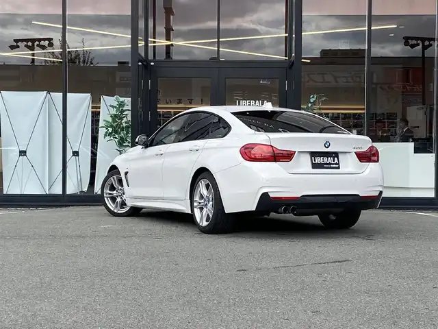 ＢＭＷ ４２０ｉ グランクーペ Mスポーツ 福岡県 2017(平29)年 7.2万km アルピンホワイトⅢ ・アクティブクルーズコントロール/・純正ナビ/USB/Bluetooth/・バックカメラ/・黒革シート/シートヒーター/・フルセグTV/・ミラー型ETC/・純正18AW/・保証書/・取扱説明書/・スペアキー