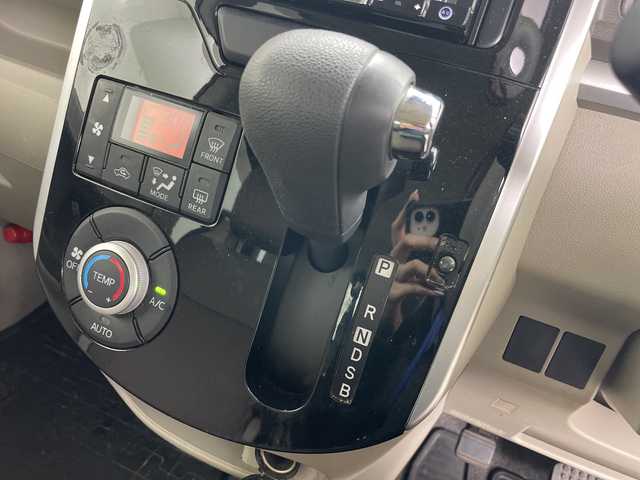 ダイハツ タント X SA Ⅲ 道央・札幌 2016(平28)年 9.3万km ブラックマイカメタリック ・４ＷＤ/・社外ナビ＆ＴＶ＆ＢＴ＆ＤＶＤ＆ＣＤ/・バックカメラ/・スマートアシストIII/・車線逸脱警報/・横滑り防止装置/・エコアイドル/・寒冷地仕様/・ドアミラーヒーター/・運転席シートヒーター/・ＥＴＣ/・純正リモコンスターター/・夏タイヤ社外アルミ付積込