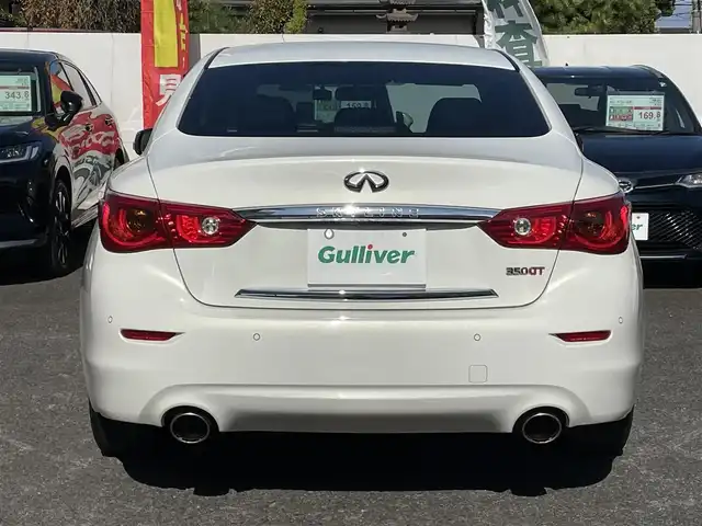 日産 スカイライン ハイブリッド 350GT Type P 大分県 2014(平26)年 6.9万km クリスタルホワイトパール ブラックレザーシート/メーカーメモリナビ 【フルセグ/DVD/BTオーディオ】/全方位カメラ/純正17インチアルミホイール/レーダークルーズコントロール/ドライブレコーダー/前後クリアランスソナー/前席パワーシート/ビルトインETC/LEDヘッドライト/LEDフォグランプ/オートライト/レザーステアリング/電動チルトステアリング/ステアリングリモコン/前席シートヒーター/横滑り防止装置/ウインカーミラー/ドアバイザー/フロアマット/電動格納ミラー/サイド＆Wエアバッグ/ABS/スマートキー×2/オールオートパワーウィンドウ/ナビ取説