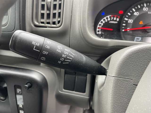 スズキ エブリイ JOIN 滋賀県 2020(令2)年 6.4万km シルキーシルバーメタリック 純正オーディオ/CD/AUX/ヒルホールドコントロール/セーフティサポート/・デュアルカメラブレーキサポート/・誤発進抑制機能/・車線逸脱警報機能/・ふらつき警報機能/・先行車発進お知らせ機能/・後退時ブレーキサポート/・エマージェンシーストップシグナル/・ハイビームアシスト/・パーキングセンサー（リア）/・ESP/オートライト/ドライブレコーダー