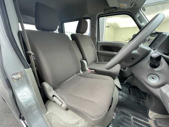 スズキ エブリイ JOIN 滋賀県 2020(令2)年 6.4万km シルキーシルバーメタリック 純正オーディオ/CD/AUX/ヒルホールドコントロール/セーフティサポート/・デュアルカメラブレーキサポート/・誤発進抑制機能/・車線逸脱警報機能/・ふらつき警報機能/・先行車発進お知らせ機能/・後退時ブレーキサポート/・エマージェンシーストップシグナル/・ハイビームアシスト/・パーキングセンサー（リア）/・ESP/オートライト/ドライブレコーダー