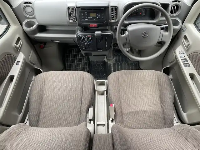 スズキ エブリイ JOIN 滋賀県 2020(令2)年 6.4万km シルキーシルバーメタリック 純正オーディオ/CD/AUX/ヒルホールドコントロール/セーフティサポート/・デュアルカメラブレーキサポート/・誤発進抑制機能/・車線逸脱警報機能/・ふらつき警報機能/・先行車発進お知らせ機能/・後退時ブレーキサポート/・エマージェンシーストップシグナル/・ハイビームアシスト/・パーキングセンサー（リア）/・ESP/オートライト/ドライブレコーダー