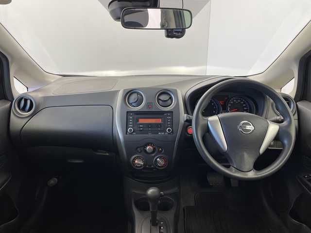 日産 ノート XVセレ +セーフ 群馬県 2014(平26)年 3.9万km インペリアルアンバーP 純正ＣＤデッキ　エマージェンシーブレーキ　ドライブレコーダー　衝突軽減ブレーキ　アイドリングストップ　横滑り防止装置　ＬＥＤヘッドライト　オートライト　スマートキー　プッシュスタート　禁煙車