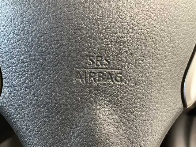 日産 ノート XVセレ +セーフ 群馬県 2014(平26)年 3.9万km インペリアルアンバーP 純正ＣＤデッキ　エマージェンシーブレーキ　ドライブレコーダー　衝突軽減ブレーキ　アイドリングストップ　横滑り防止装置　ＬＥＤヘッドライト　オートライト　スマートキー　プッシュスタート　禁煙車