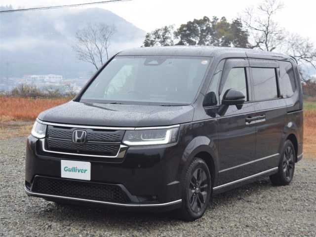 ホンダ ステップワゴン スパーダ 兵庫県 2024(令6)年 1.6万km 黒 ワンオーナー/純正ナビ/全方位カメラ/フルセグTV/ETC/ドライブレコーダー前後/両側パワースライドドア/パワーバックドア/ハーフレザーシート/シートヒーター/LEDヘッドライト/純正アルミホイール/ホンダセンシング/スマートキー/プッシュスタート/コーナーセンサー