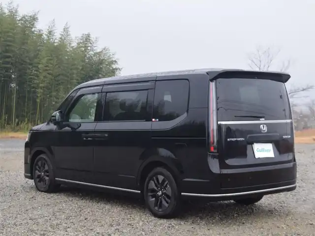 ホンダ ステップワゴン スパーダ 兵庫県 2024(令6)年 1.6万km 黒 ワンオーナー/純正ナビ/全方位カメラ/フルセグTV/ETC/ドライブレコーダー前後/両側パワースライドドア/パワーバックドア/ハーフレザーシート/シートヒーター/LEDヘッドライト/純正アルミホイール/ホンダセンシング/スマートキー/プッシュスタート/コーナーセンサー