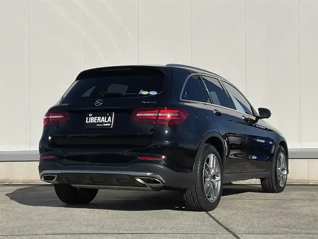 メルセデス・ベンツ ＧＬＣ２５０ 東京都 2016(平28)年 5.2万km 白 レーダーセーフティパッケージ /純正HDDナビ /地デジTV /360°ビュー /bluetooth /LEDヘッドライト/パワーバックドア /ハーフレザーシート /パワーシート /全席シートヒーター /キーレスゴー /AMG19インチAW /保証書・取説・スペアキー有り