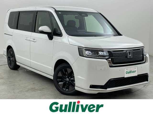 ホンダ ステップワゴン スパーダ eHEV 福岡県 2025(令7)年 0.1万km未満 プラチナホワイトパール 登録済未使用車　/純正１１．４型ナビ　/バックカメラ　/ＡＣＣ　/コーナーセンサー　/衝突軽減ブレーキ　/レーンキープ　/ＢＳＭ　/踏み間違い防止　/パドルシフト　/ハーフレザー　/シートヒーター　/パワーバックドア　/ＬＥＤ