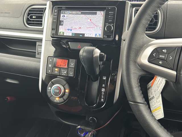 ダイハツ タント カスタム RS スマセレSA&SN 埼玉県 2014(平26)年 6.5万km ブラックマイカメタリック (株)IDOMが運営する【じしゃロン熊谷店】の自社ローン専用車両になりますこちらは現金またはオートローンご利用時の価格です。自社ローンご希望の方は別途その旨お申付け下さい/スマートアシスト/純正メモリーナビ/　CD/DVD/ワンセグ/Bluetooth/AUX/USB/HDMI/革巻きステアリング/ステアリングスイッチ/スマートキー&プッシュスタート/アイドリングストップ/ETC/スペアキー有/純正合皮シートカバー/バックカメラ/両側パワースライドドア/KENWOOD製ツィーター（KFC-ST01）/セルスター製レーダー探知機（VA-230E）