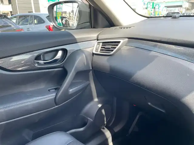 日産 エクストレイル 20X エマージェンシーブレーキ 石川県 2015(平27)年 9.2万km パール 4WD/エマージェンシーブレーキ/社外7型ナビ/フルセグTV/バックカメラ/LEDヘッドライト/ETC/オートライト/純正アルミホイール/レーンキープ/専用合皮シート/シートヒーター/電動ミラー/インテリキー/プッシュスタート