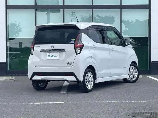 日産 デイズ ハイウェイスターX 和歌山県 2020(令2)年 1.6万km ホワイトパール 純正9インチナビ（MM319D-L)/フルセグTV/（AM/FM/DVD/Bluetooth）/衝突軽減ブレーキ/横滑り防止機能/オートライト/前後コーナーセンサー/前後ドラレコ/オートライト/オートマチックハイビーム/ステアリングリモコン/プッシュスタート/LEDヘッドライト/フォグランプ/ドアバイザー/前列純正フロアマット/純正14インチアルミホイール