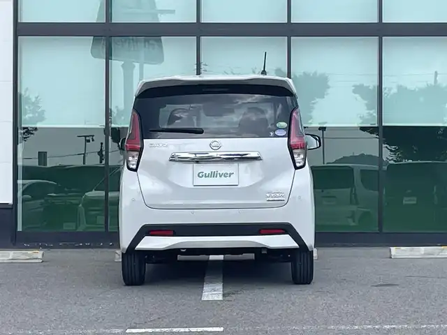 日産 デイズ ハイウェイスターX 和歌山県 2020(令2)年 1.6万km ホワイトパール 純正9インチナビ（MM319D-L)/フルセグTV/（AM/FM/DVD/Bluetooth）/衝突軽減ブレーキ/横滑り防止機能/オートライト/前後コーナーセンサー/前後ドラレコ/オートライト/オートマチックハイビーム/ステアリングリモコン/プッシュスタート/LEDヘッドライト/フォグランプ/ドアバイザー/前列純正フロアマット/純正14インチアルミホイール