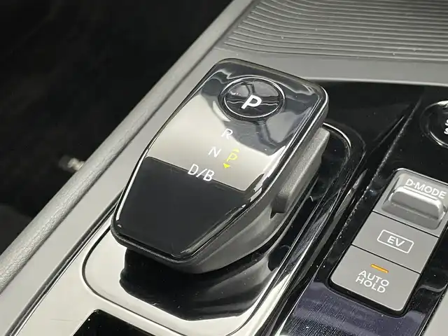 日産 ノート X 岡山県 2021(令3)年 2.4万km オーロラフレアブルーパール 社外メモリーナビ/【AM/FM/CD/DVD/Bluetooth/フルセグTV】/型番:CN-RE07WD/純正エアロ/前席シートヒーター/ステアリングヒーター/ETC/コーナーセンサー（前後）/バックカメラ/衝突軽減ブレーキシステム/ステアリングスイッチ/スマートキー/純正フロアマット/LEDヘッドライト/LEDフォグランプ/オートハイビーム
