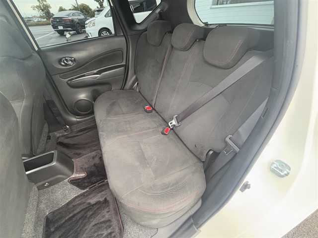 日産 ノート e－パワー ニスモ 徳島県 2017(平29)年 5.3万km ブリリアントホワイトパール 純正8インチナビ　MM517D-W/(SD/Bluetooth/CD/FM/AM/USB)/全方位カメラ/ドライブレコーダー/ETC2.0/レーンキープアシストシステム/デジタルインナーミラー/ドアバイザー/クリアランスソナー/エマージェンシーブレーキ/オートライト/LEDヘッドライト/純正フロアマット/プッシュスタート/スマートキー