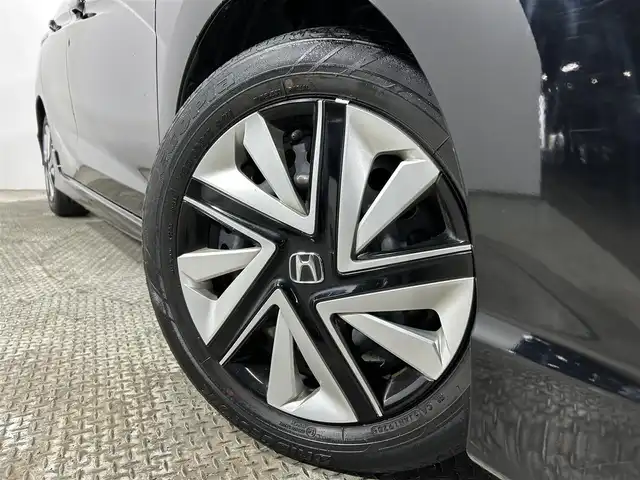 ホンダ シャトル ハイブリッド X ホンダセンシング 大阪府 2020(令2)年 3.7万km クリスタルブラックパール 純正ナビ(フルセグ/DVD再生/Bluetooth) バックカメラ ETC ハーフレザー シートヒーター 衝突軽減 レーダークルコン レーンアシスト ドラレコ スマートキー ワンオーナー