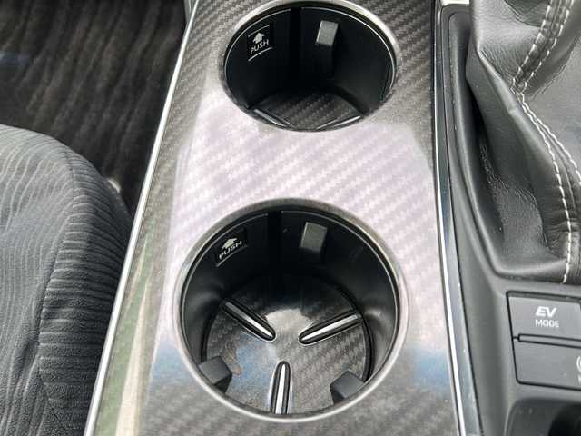 トヨタ クラウン ハイブリッド RS アドバンス 茨城県 2019(平31)年 3.8万km ホワイトパールクリスタルシャイン 純正SDナビ/CD/USB/BT/フルセグTV/バックカメラ/ヘッドアップディスプレイ/前後コーナーセンサー/横滑り防止システム/レーンキープアシスト/衝突被害軽減システム/レーダークルーズコントロール/LEDオートライト/オートマチックハイビーム/パワーシート/純正18インチアルミホイール/パドルシフト/前方ドライブレコーダー/ステアリングリモコン/スマートキー/プッシュスタート/ETC2.0