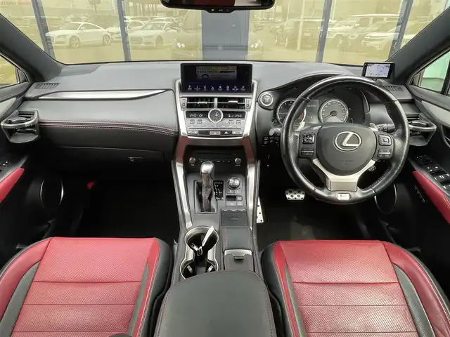 レクサス ＮＸ 300 Fスポーツ 石川県 2018(平30)年 8万km 黒 サンルーフ/赤黒革シート/ベンチレーションシート/衝突軽減B/アダプティブクルーズコントロール/ブラインドスポットモニター/純正ナビ/フルセグ/バックカメラ/クリアランスソナー/電動リアゲート
