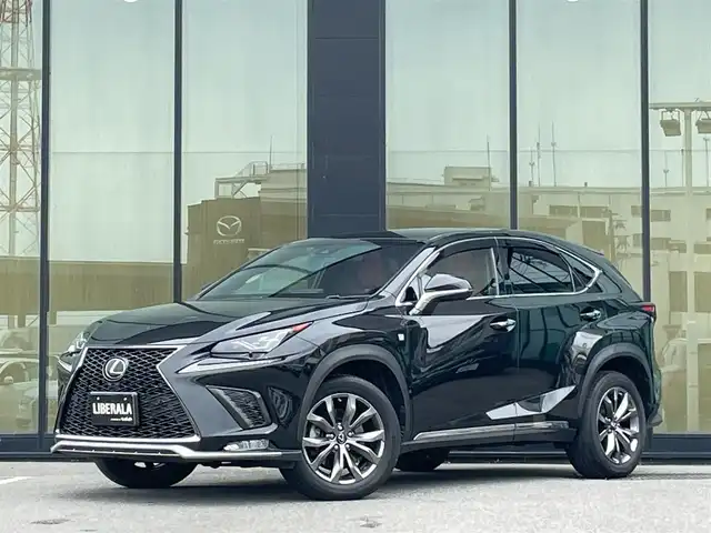 レクサス ＮＸ 300 Fスポーツ 石川県 2018(平30)年 8万km 黒 サンルーフ/赤黒革シート/ベンチレーションシート/衝突軽減B/アダプティブクルーズコントロール/ブラインドスポットモニター/純正ナビ/フルセグ/バックカメラ/クリアランスソナー/電動リアゲート