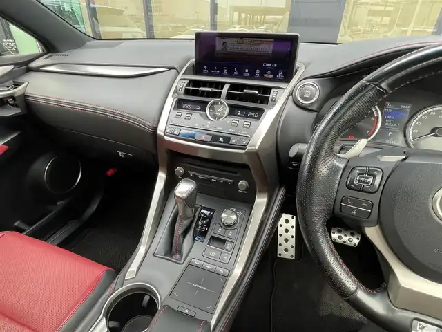 レクサス ＮＸ 300 Fスポーツ 石川県 2018(平30)年 8万km 黒 サンルーフ/赤黒革シート/ベンチレーションシート/衝突軽減B/アダプティブクルーズコントロール/ブラインドスポットモニター/純正ナビ/フルセグ/バックカメラ/クリアランスソナー/電動リアゲート
