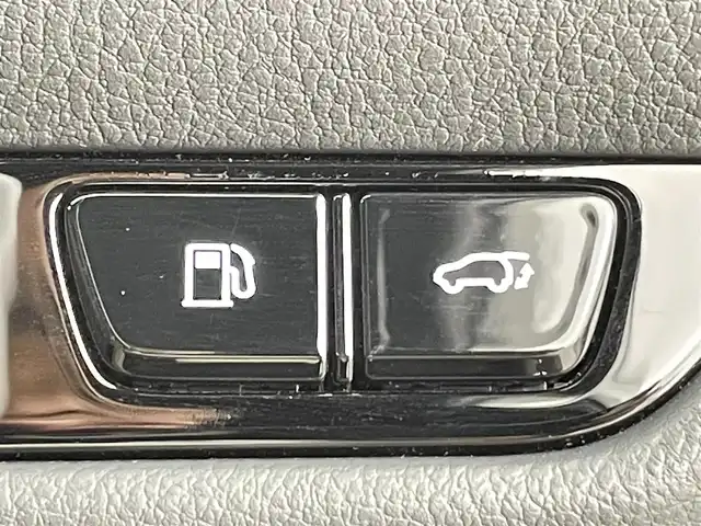 レクサス ＮＸ 350h バージョンL 千葉県 2023(令5)年 1.9万km ソニッククォーツ セーフティシステムプラス/・プリクラッシュセーフティ/・レーントレーシングアラート/・ロードサインアシスト/・レーンディパーチャーアラート/・レーダークルーズコントロール/・アクティブドライビングアシスト/・アダプティブハイビーム/・緊急時操舵支援/・レーンチェンジアシスト/・フロントクロストラフィックアラート/ブラインドスポットモニター/純正14インチディスプレイナビ/・Bluetooth接続/・フルセグTV/パノラミックビューモニター/AC100V電源/前後コーナーセンサー/シートヒーター/エアーシート/ビルトインETC