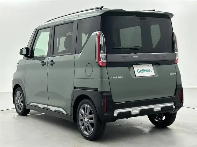 三菱 デリカミニ T プレミアム リミテッド ED 福井県 2025(令7)年 0.1万km未満 緑 届済み未使用車/純正ディスプレイオーディオ/【AM/FM/Bluetooth/HDMI/USB】/全方位カメラ/両側パワースライドドア/シートヒーター/ハンドルヒーター/衝突軽減ブレーキ/クルーズコントロール/オートライト/LEDヘッドライド/LEDフォグライト/ヘッドライドレベライザー/プッシュスタート/スマートキー/スペアキー/取扱説明書/新車時保証書/カラーコード：X42F29/アッシュグリーンメタリック × ブラックマイカ