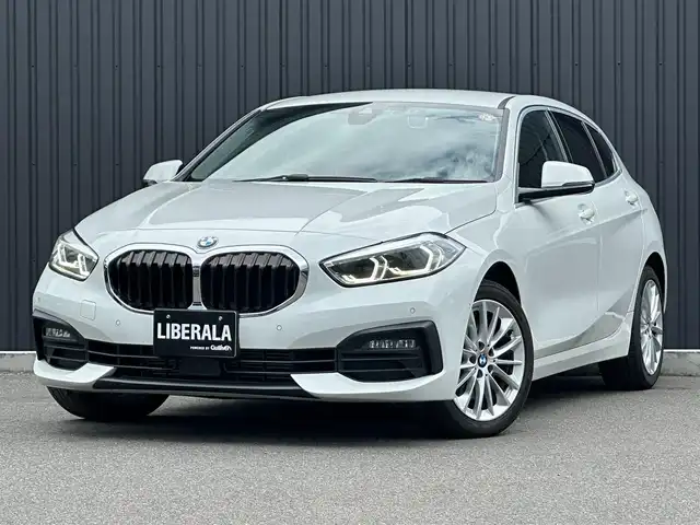 ＢＭＷ １１８ｄ プレイ エディションジョイ+ 福島県 2021(令3)年 5.9万km アルピンホワイトⅢ ワンオーナー/アクティブクルーズコントロール/黒レザーシート/メモリ付パワーシート/シートヒーター/インテリジェントセーフティ/純正ナビ/バックカメラ/ブラインドスポットモニター/レーンキープ/コンフォートアクセス/社外16インチ冬タイヤ積込（205/55/16）/パワーバックドア/ミラー一体型ETC/前後ドラレコ/LEDオート/取扱説明書/保証書/スペアキー