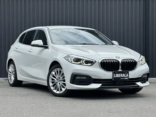ＢＭＷ １１８ｄ プレイ エディションジョイ+ 福島県 2021(令3)年 5.9万km アルピンホワイトⅢ ワンオーナー/アクティブクルーズコントロール/黒レザーシート/メモリ付パワーシート/シートヒーター/インテリジェントセーフティ/純正ナビ/バックカメラ/ブラインドスポットモニター/レーンキープ/コンフォートアクセス/社外16インチ冬タイヤ積込（205/55/16）/パワーバックドア/ミラー一体型ETC/前後ドラレコ/LEDオート/取扱説明書/保証書/スペアキー