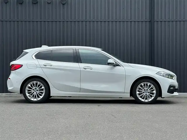ＢＭＷ １１８ｄ プレイ エディションジョイ+ 福島県 2021(令3)年 5.9万km アルピンホワイトⅢ ワンオーナー/アクティブクルーズコントロール/黒レザーシート/メモリ付パワーシート/シートヒーター/インテリジェントセーフティ/純正ナビ/バックカメラ/ブラインドスポットモニター/レーンキープ/コンフォートアクセス/社外16インチ冬タイヤ積込（205/55/16）/パワーバックドア/ミラー一体型ETC/前後ドラレコ/LEDオート/取扱説明書/保証書/スペアキー