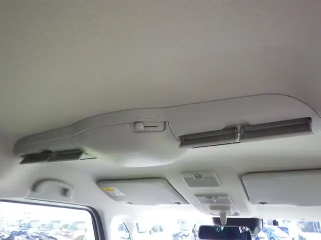 スズキ スペーシア カスタム HYBRID XS 千葉県 2024(令6)年 1.4万km ピュアホワイトP 純正9インチナビ/(Bluetooth/CD/DVD/HDMI/USB/ipod/AM/FM)/地デジフルセグ/全方位カメラ/ETC/ステアリングヒーター/アダプティブクルーズコントロール/衝突軽減ブレーキ/車線逸脱抑制機能/ヘッドアップディスプレイ/先行車発進お知らせ機能/標識認識機能/前席シートヒーター/電子パーキングシステム/ブレーキホールド/アイドリングストップ/ロールサンシェード/ウィンカーミラー/フロントフォグランプ/純正フロアマット/純正15インチアルミホイール