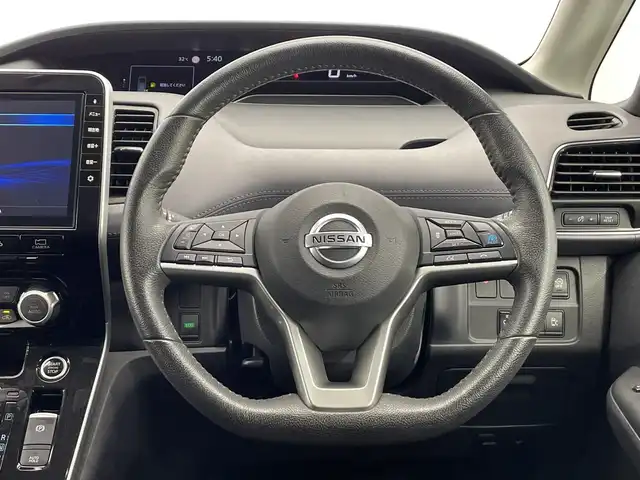 日産 セレナ ハイウェイスター V 栃木県 2020(令2)年 2.2万km ダイヤモンドブラック 純正ナビ/（CD/DVD/フルセグTV/Bluetooth）/バックカメラ/フロントカメラ/サイドカメラ/全周囲カメラ/エアロ/（サイド・リア）/プロパイロット/・インテリジェントエマージェンシーブレーキ/・踏み間違い衝突防止アシスト/・標識検知機能/・車線逸脱警報/・ハイビームアシスト/BSM/前後コーナーセンサー/ETC/両側パワースライドドア/オートライト/LEDヘッドライト/スマートキー/プッシュスタート/アイドリングストップ/ステアリングスイッチ/電動格納ミラー/純正アルミホイール/純正フロアマット