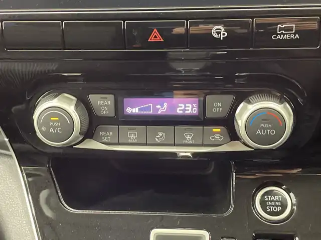 日産 セレナ ハイウェイスター V 栃木県 2020(令2)年 2.2万km ダイヤモンドブラック 純正ナビ/（CD/DVD/フルセグTV/Bluetooth）/バックカメラ/フロントカメラ/サイドカメラ/全周囲カメラ/エアロ/（サイド・リア）/プロパイロット/・インテリジェントエマージェンシーブレーキ/・踏み間違い衝突防止アシスト/・標識検知機能/・車線逸脱警報/・ハイビームアシスト/BSM/前後コーナーセンサー/ETC/両側パワースライドドア/オートライト/LEDヘッドライト/スマートキー/プッシュスタート/アイドリングストップ/ステアリングスイッチ/電動格納ミラー/純正アルミホイール/純正フロアマット