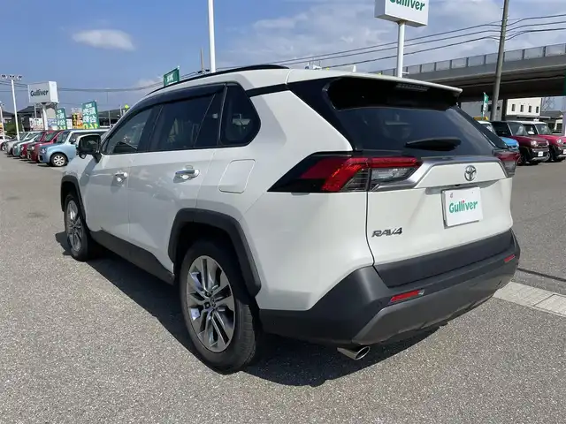 トヨタ ＲＡＶ４ G Zパッケージ 石川県 2019(令1)年 3.9万km ホワイトパールクリスタルシャイン 純正9型ナビ/フルセグTV/バックカメラ/LEDヘッドライト/ETC/革シート/シートヒーター/パワーバックドア/スマートキー/プッシュスタート/電動ミラー/トヨタセーフティセンス/レーダークルーズ/コーナーセンサー/デジタルミラー/寒冷地仕様/ブラインドスポットモニター/オートライト