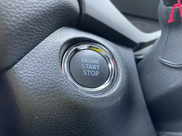 トヨタ ＲＡＶ４ G Zパッケージ 石川県 2019(令1)年 3.9万km ホワイトパールクリスタルシャイン 純正9型ナビ/フルセグTV/バックカメラ/LEDヘッドライト/ETC/革シート/シートヒーター/パワーバックドア/スマートキー/プッシュスタート/電動ミラー/トヨタセーフティセンス/レーダークルーズ/コーナーセンサー/デジタルミラー/寒冷地仕様/ブラインドスポットモニター/オートライト