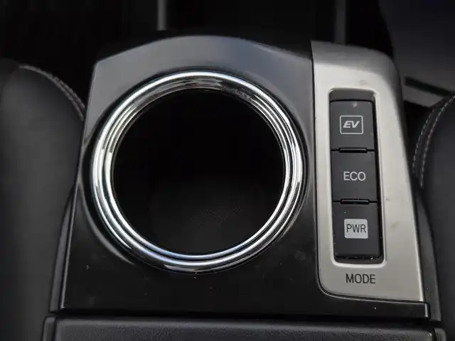 トヨタ プリウス α G ツーリングセレクション 鹿児島県 2015(平27)年 8.4万km ホワイトパールクリスタルシャイン モデリスタエアロ（リア／フロントスポイラー）　/クルーズコントロール　/ビルトインＥＴＣ　/前後ドライブレコーダー　/社外ＳＤナビ（ＭＤＶ－Ｘ７０２Ｗ）　/Ｂｌｕｅｔｏｏｔｈオーディオ　/バックカメラ　/フルセグテレビ/D席パワーシート/ハーフレザーシート/プッシュスタート/スマートキー/アイドリングストップ/カーテンエアバッグ/エアバッグ(W+サイド)