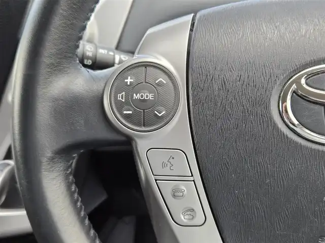 トヨタ プリウス α G ツーリングセレクション 鹿児島県 2015(平27)年 8.4万km ホワイトパールクリスタルシャイン モデリスタエアロ（リア／フロントスポイラー）　/クルーズコントロール　/ビルトインＥＴＣ　/前後ドライブレコーダー　/社外ＳＤナビ（ＭＤＶ－Ｘ７０２Ｗ）　/Ｂｌｕｅｔｏｏｔｈオーディオ　/バックカメラ　/フルセグテレビ/D席パワーシート/ハーフレザーシート/プッシュスタート/スマートキー/アイドリングストップ/カーテンエアバッグ/エアバッグ(W+サイド)