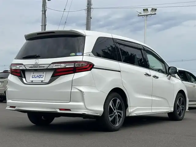 ホンダ オデッセイ アブソルート 道北・旭川 2015(平27)年 14万km ホワイトオーキッドパール (株)IDOMが運営する【じしゃロン旭川店】の自社ローン専用車両になります。こちらは現金またはオートローンご利用時の価格です。自社ローンご希望の方は別途その旨お申付け下さい/　/・純正ナビ(CD/DVD/BT/フルセグ)/・バックカメラ/・ETC/・レーダーブレーキ/・クルーズコントロール/・パドルシフト/・ステアリングリモコン/・両側パワースライドドア/・プッシュスタート/・スマートキー1個/・フォグランプ