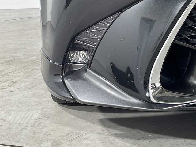 レクサス ＧＳ 300h Fスポーツ 福岡県 2017(平29)年 13.3万km グラファイトブラックガラスフレーク 純正メーカーナビ（CD/DVD/BTA/AUX） バックカメラ フルセグTV 追従型クルーズコントロール ブラインドスポットモニター レーンキープアシスト サンルーフ 電動リアゲート 前席パワーシート パドルシフト オートマチックハイビーム LEDヘッドライト 保証書付き 取扱説明書付き スマートキー ベンチシート 前方ドライブレコーダー 純正フロアマット レザーシート ヒートシーター エアシート 純正アルミホイール 前後コーナーセンサー カーテンエアバッグ 衝突被害軽減システム 盗難防止装置