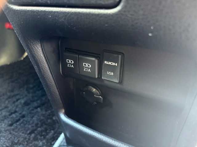 トヨタ ヴォクシー ZS 煌Ⅱ 大阪府 2020(令2)年 5.1万km ブラック ＡＬＰＩＮＥ１１インチナビ　/ＡＬＰＩＮＥフリップダウンモニター　/両側パワースライドドア　/クルーズコントロール　/ＨＤＭＩ　/前後コーナーセンサー　/前後ドラレコ　/ビルトインＥＴＣ　/ＬＥＤヘッドライト/