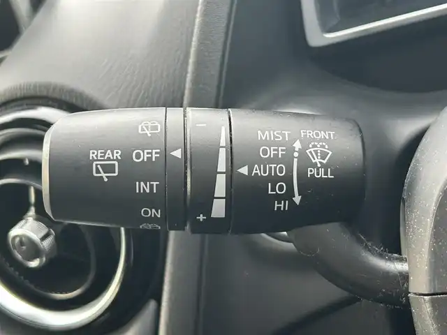 マツダ デミオ XD ツーリング 岡山県 2016(平28)年 3.7万km ソウルレッドプレミアムメタリック 登録時走行距離37069km/純正マツダコネクトナビ/フルセグTV(AM/FM/CD/DVD/Bluetooth)/バックカメラ/ETC/ヘッドアップディスプレイ/クルーズコントロール/横滑り防止装置/アイドリングストップ/オートライト/コーナーセンサー/D/N席シートヒーター/USB入力端子/プッシュスタート/スマートキー/純正フロアマット/16インチ純正AW