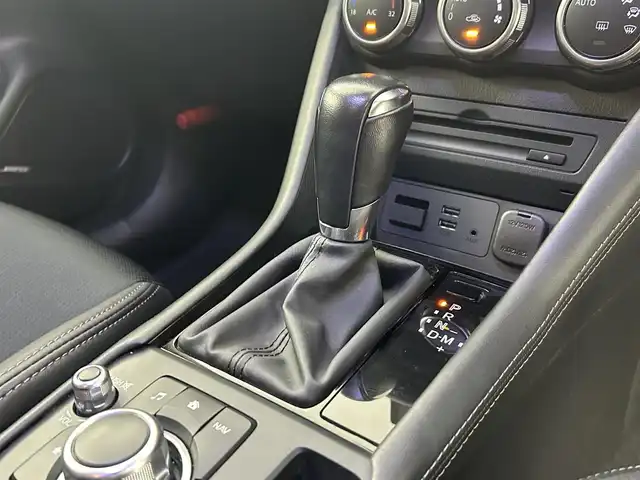 マツダ ＣＸ－３ XDプロアクティブSパッケージ 福島県 2018(平30)年 9.3万km スノーフレイクホワイトパールマイカ コーナーセンサー/・パークトロニック/・レーンキープアシスト/純正ナビゲーション/・Bluetooth/TV/CD/DVD/USB/AUX/・バックカメラ/・360°カメラ/ETC/前後ドライブレコーダー/パワーシート/・シートヒーター/BOSEスピーカー/スタッドレスタイヤ/・社外１６インチ/LEDライト/・フォグライト/プッシュスタート/・スマートキー/・オートライト/フロアマット